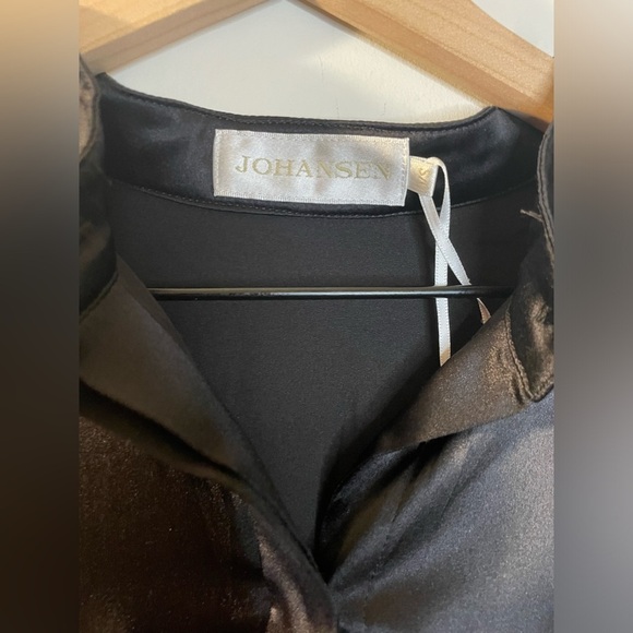 New JOHANSEN|| Mulberry Silk Mini dress in black O/S - Picture 6 of 9